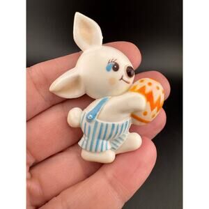 Vintage Hallmark Easter Bunny Pin